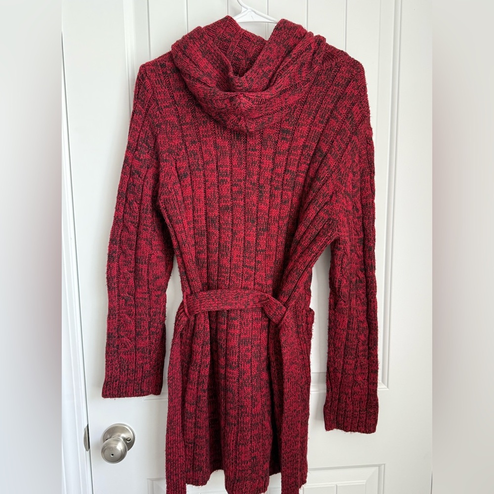 Carolyn Taylor Red Button-Up Cardigan - Picture 5 of 9
